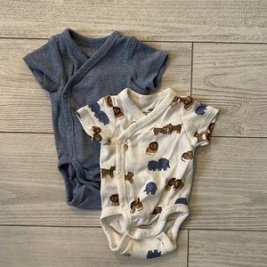 H&M Organic cotton onesie set ( 0-1 month/ newborn )
